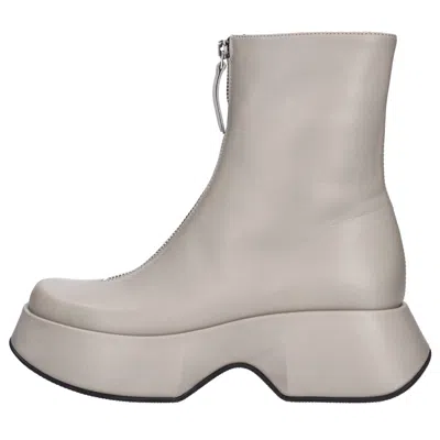 Vic Matie Boots In White