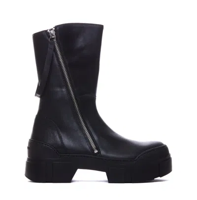 Vic Matie Boots In Black