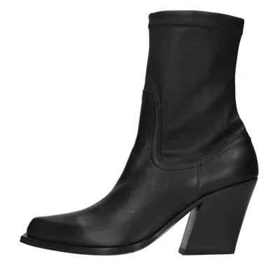 Vic Matie Boots In Black