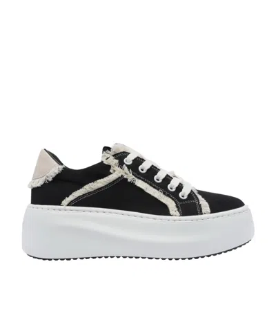Vic Matie Lace-up Low-top Sneakers In Black