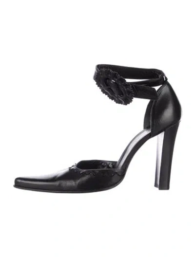 Pre-owned Vic Matie Leather Pumps In Black