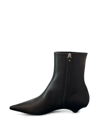 Vic Matie Pointed-toe Side-zip Ankle Boots In Black