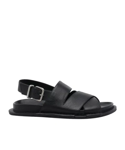 Vic Matie Travel Low Buckle-fastening Sandals In Black