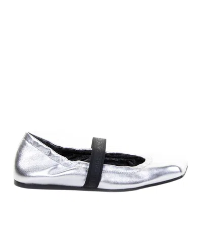 Vic Matie Square-toed Ballet Shoes In White