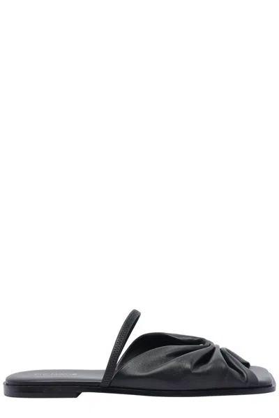 Vic Matie Flat Sandals Vic Matié Woman Color Black