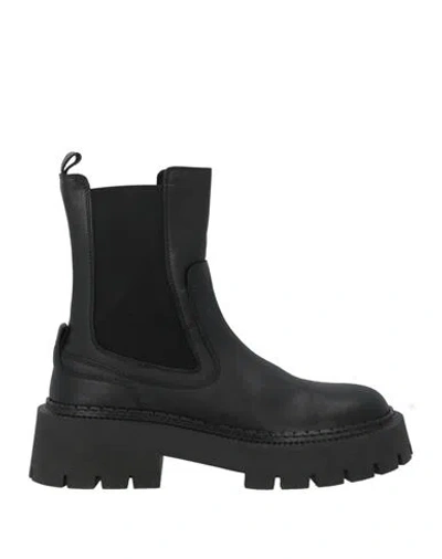 Vic Matie Vic Matiē Woman Ankle Boots Black Size 8.5 Leather