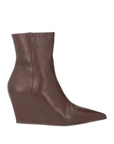 Vic Matie Vic Matiē Woman Ankle Boots Brown Size 7 Leather