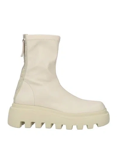 Vic Matie Vic Matiē Woman Ankle Boots Cream Size 9 Leather In White