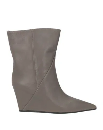 Vic Matie Vic Matiē Woman Ankle Boots Grey Size 9 Leather In Gray
