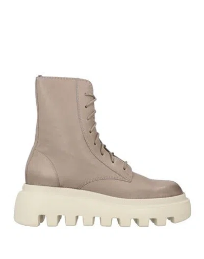 Vic Matie Vic Matiē Woman Ankle Boots Light Brown Size 10 Soft Leather In Beige