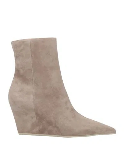 Vic Matie Vic Matiē Woman Ankle Boots Light Grey Size 10 Leather In Gray