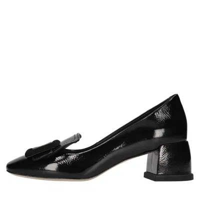 Vicenza Flat Shoes In Black