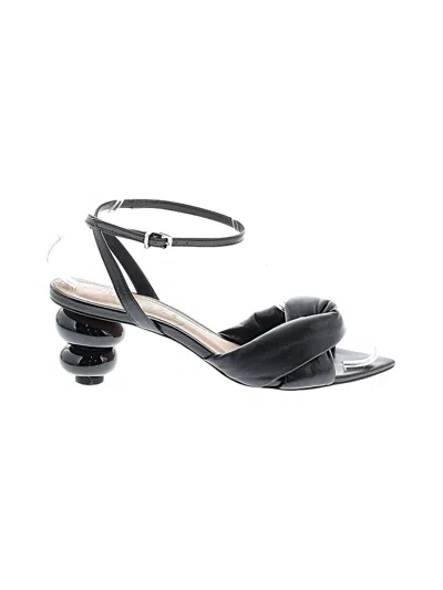 Pre-owned Vicenza Sandals In Black