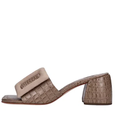 Vicenza Sandals Brown In Marrone Scuri