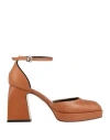 Vicenza ) Woman Pumps Camel Size 7 Leather In Beige