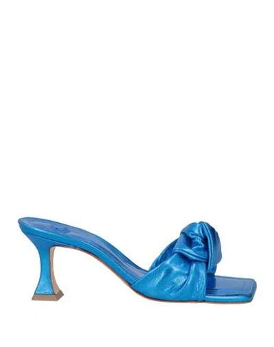 Vicenza ) Woman Sandals Bright Blue Size 8 Leather