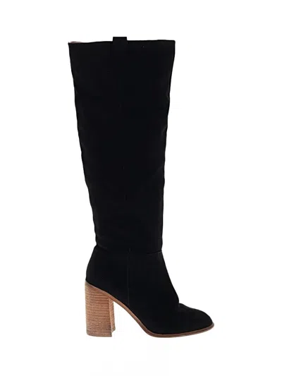 Pre-owned Vici Boots In Black