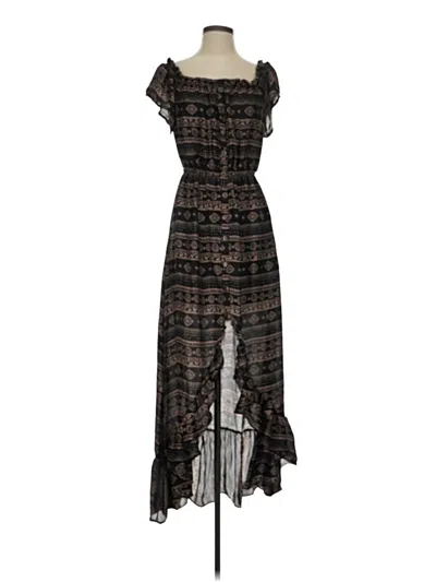 Pre-owned Vici Casual Dress In Black