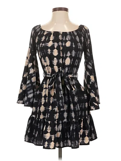 Pre-owned Vici Casual Dress In Black