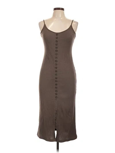 Pre-owned Vici Casual Dress In Brown