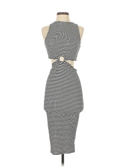 Pre-owned Vici Casual Dress In Gray