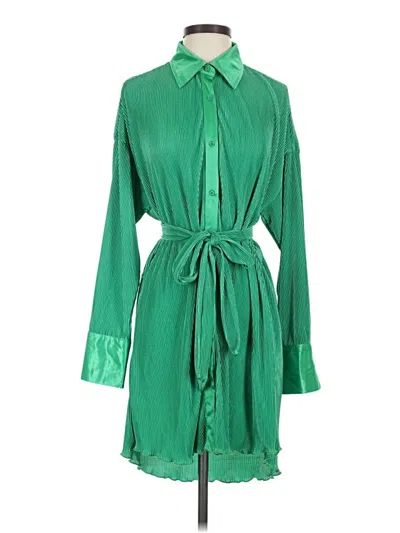 Pre-owned Vici Casual Dress In Green