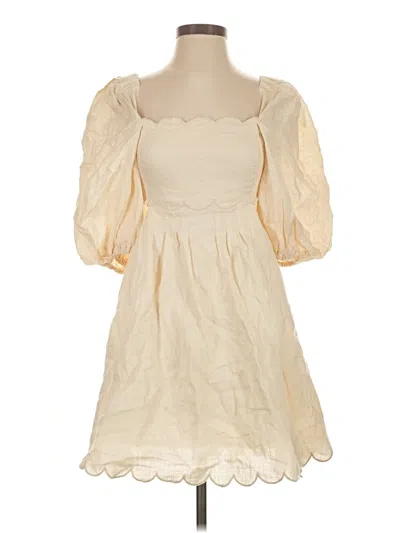 Pre-owned Vici Casual Dress In Ivory