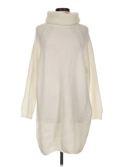 Pre-owned Vici Casual Dress In Ivory