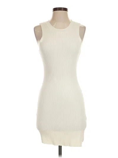 Pre-owned Vici Casual Dress In Ivory