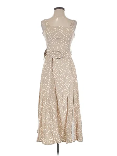 Pre-owned Vici Casual Dress In Tan