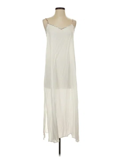 Pre-owned Vici Casual Dress In White
