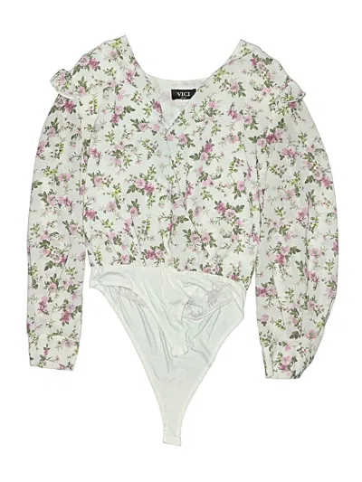 Pre-owned Vici Kimono In Ivory