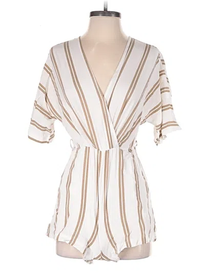 Pre-owned Vici Romper In Ivory