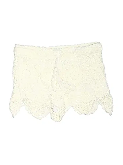 Pre-owned Vici Shorts In Ivory