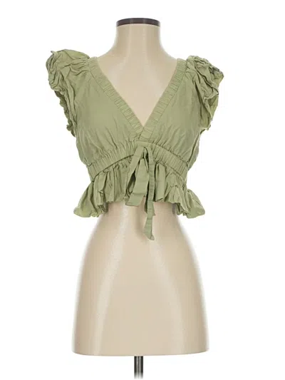 Pre-owned Vici Sleeveless Blouse In Green