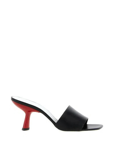 Vicini Lavenue Leather Sandals In Black