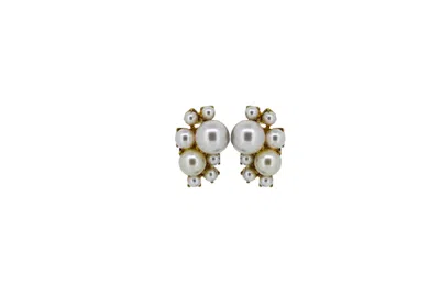 Vickisarge Women's Neutrals / Gold / White The Pearl Cluster Earrings
