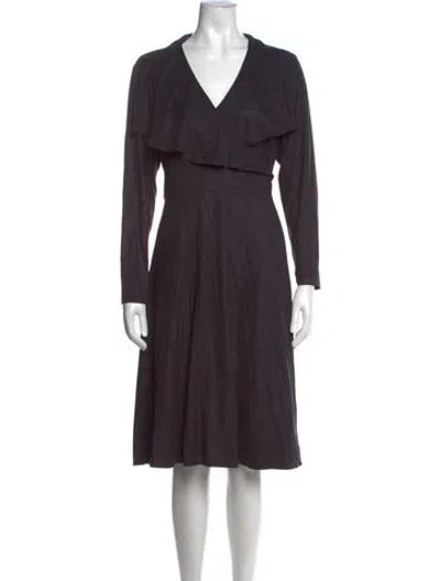 Pre-owned Vicky Tiel V-neck Knee-length Dress In Purple
