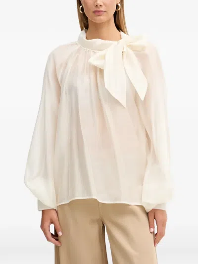 Vicolo Bow-detail Long-sleeve Blouse In White
