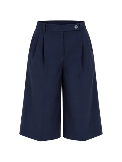 Vicolo Pleated Tailored Knee-length Shorts In Blue