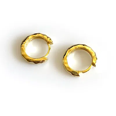 Vicstonenyc Fine Jewelry Gold Hammered Textured Huggie For Men Ear