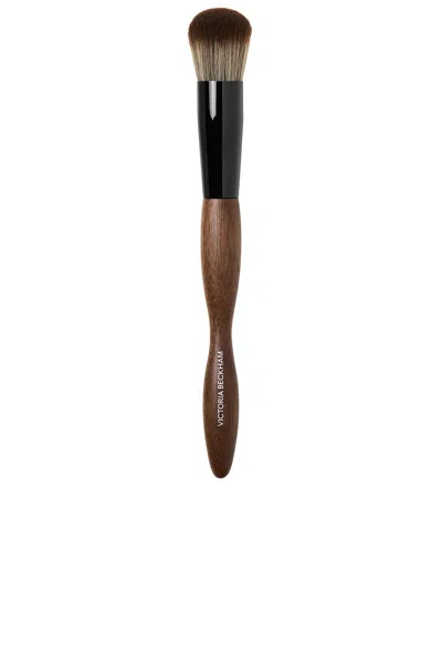 Victoria Beckham 12 Buffer Brush