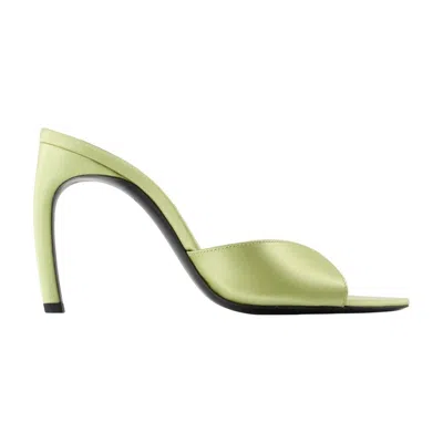 Victoria Beckham Banana Pumps