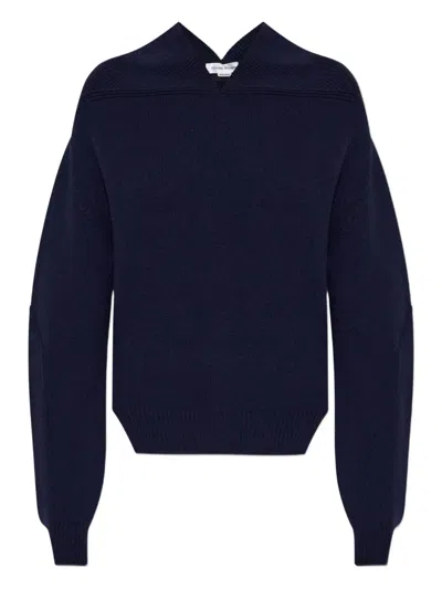 Victoria Beckham V-neck Cashmere Blend Sweater With Ribbed Detailing In Blue