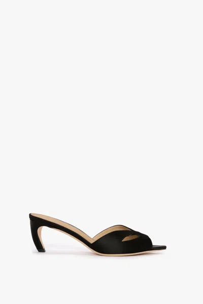Victoria Beckham Harlow Mask Mule 55 In Black