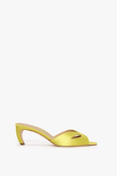 Victoria Beckham Harlow Mask Mule 55 In Yellow