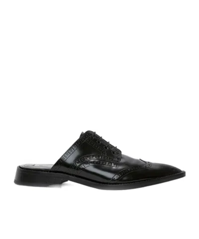 Victoria Beckham Pointed Leather Slippers In Black