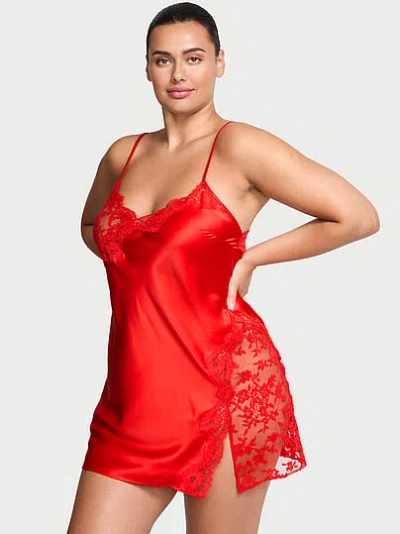 Victoria's Secret Dream Angels Dare To Lace & Satin Slip In Red