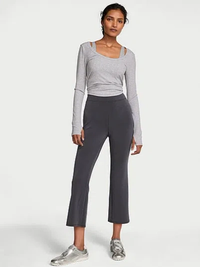 Victoria's Secret Vsx Featherweight Knit Kick Flare Pant In Black