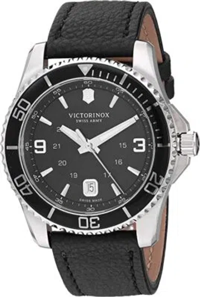 Pre-owned Victorinox Maverick Men's Watch Black Dial Black Leather Strap 241862 $625